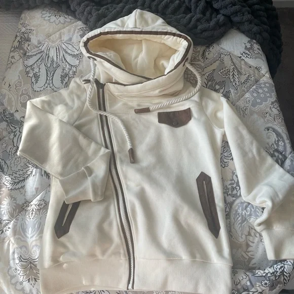 Wanakome Athena full zip Cream Hoodie with Brown Details - Picture 3 of 9